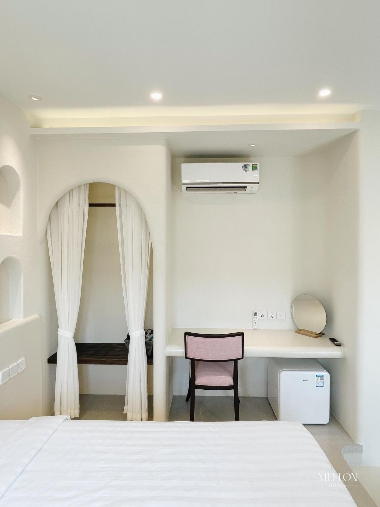 Hotel Mellon Oasis Phú Quốc Exterior foto